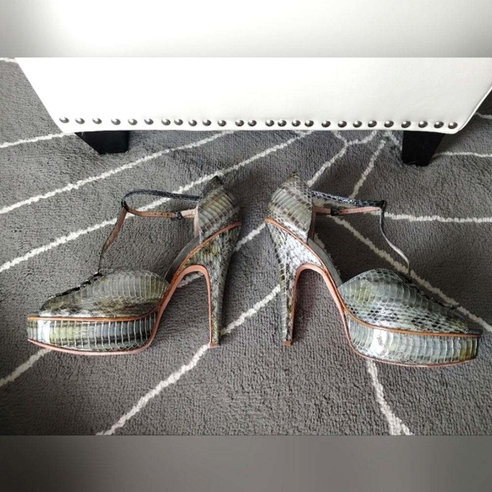 Embossed Green Snake Python Print T Strap Platfor… - image 5